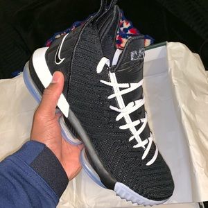 Nike LeBron 16 “Equality”